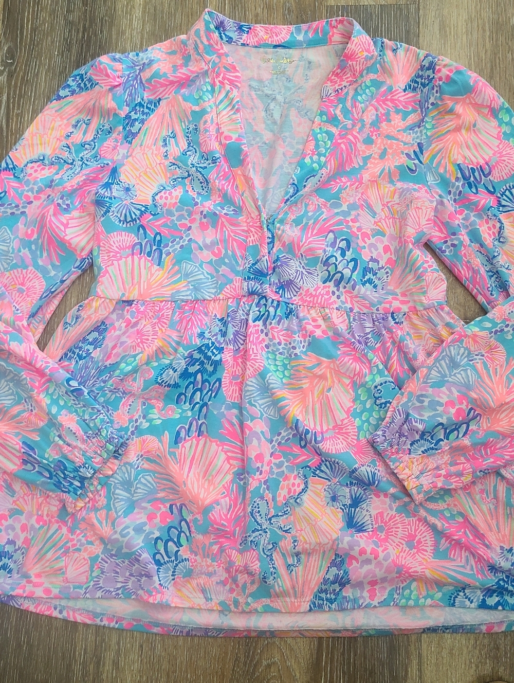 Lilly Pulitzer Winona Tunic Top in the "Multi Splendor in the Sand" Size Small - Picture 1 of 5